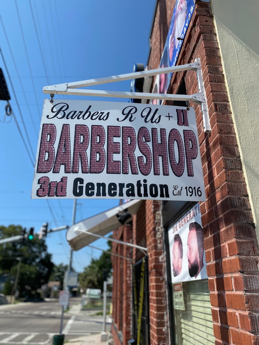 Barbers R Us plus Inc