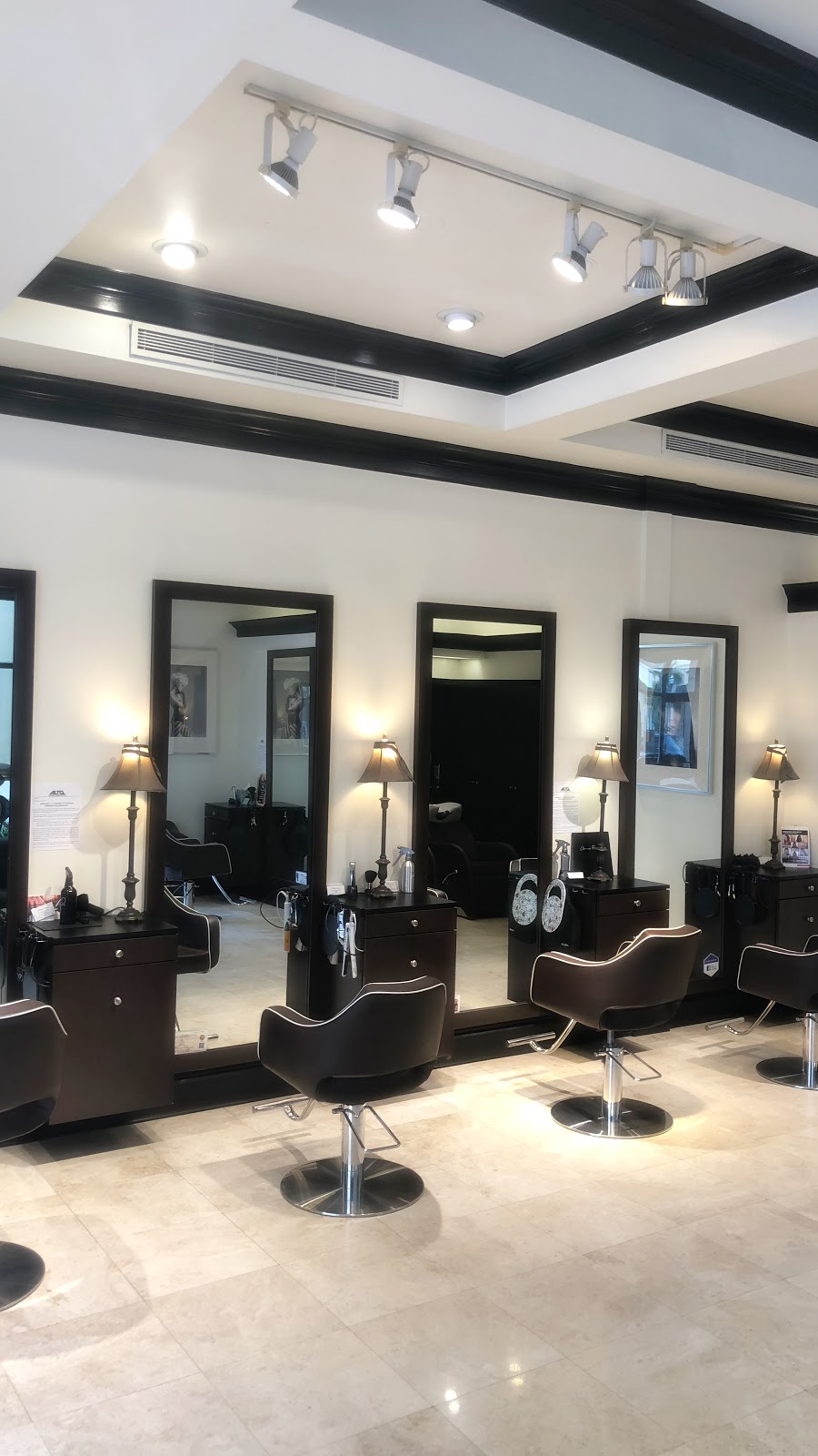 K Soho salon