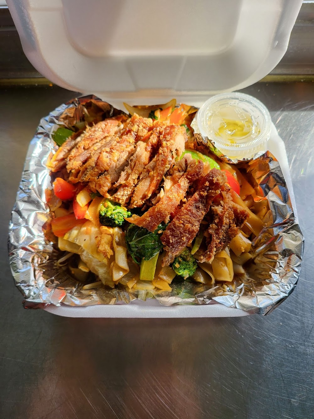 Kombo Kitchen – Thai and American