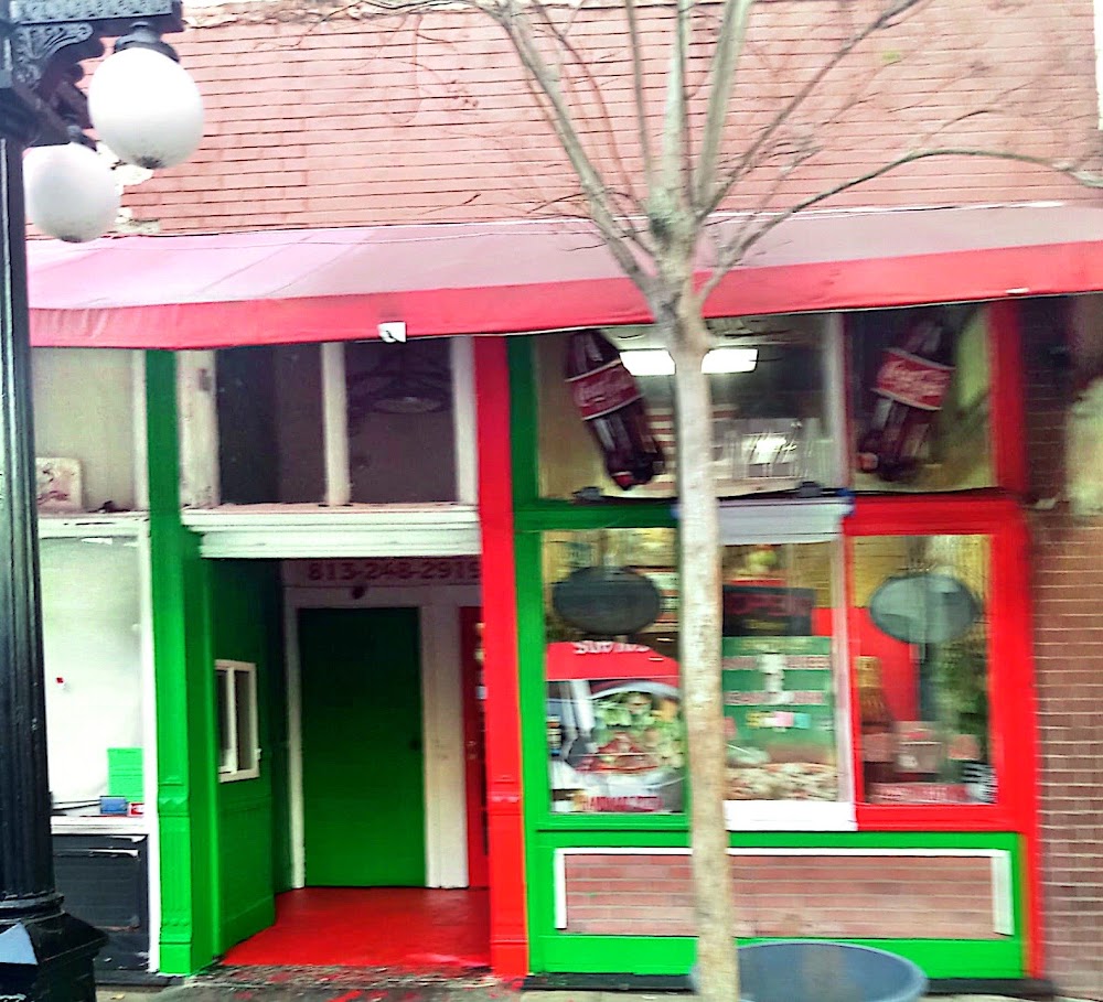 Max’s (Mangia Bene) Pizzeria