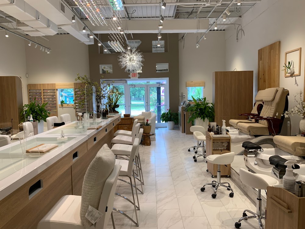 Polish’d Nail Bar On Swann South Tampa