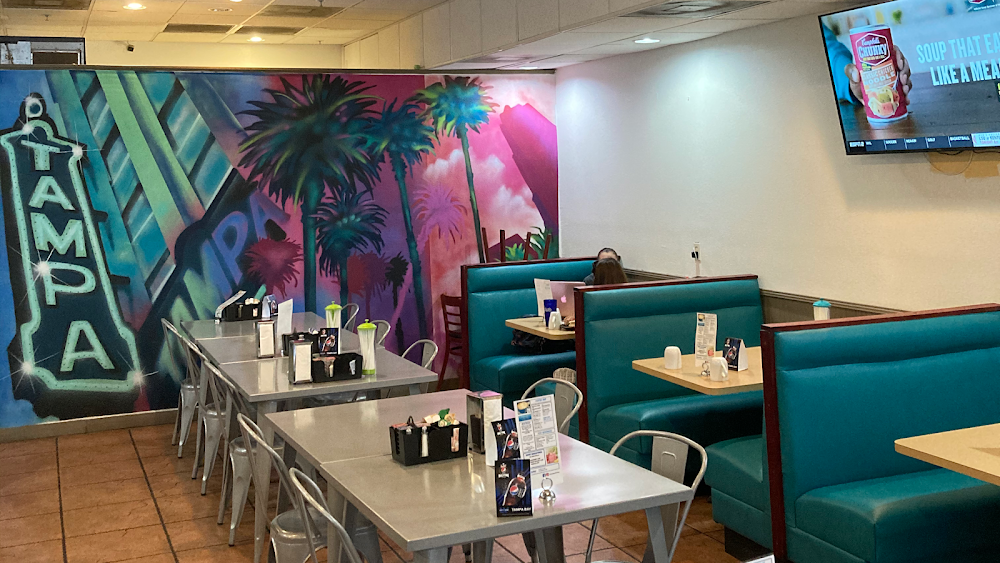 Samaria Cafe Eat & Shop in Tampa FL