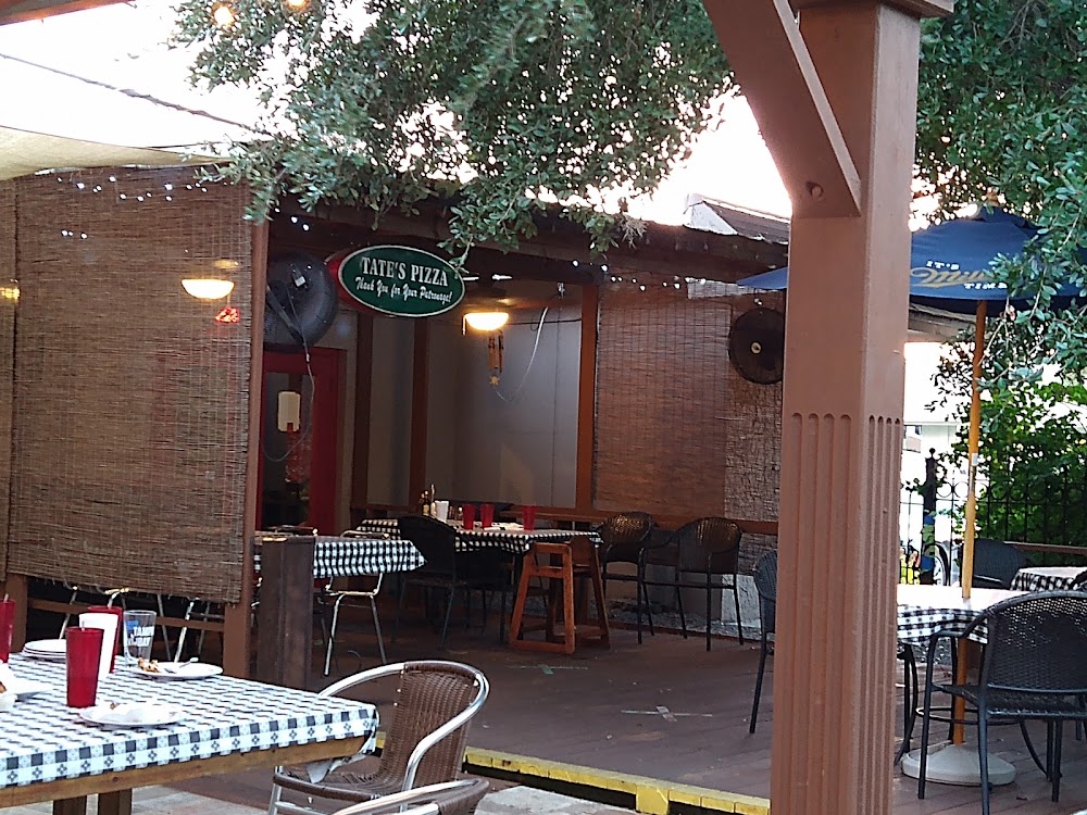 Tates Italian Restaurant & Pizzeria